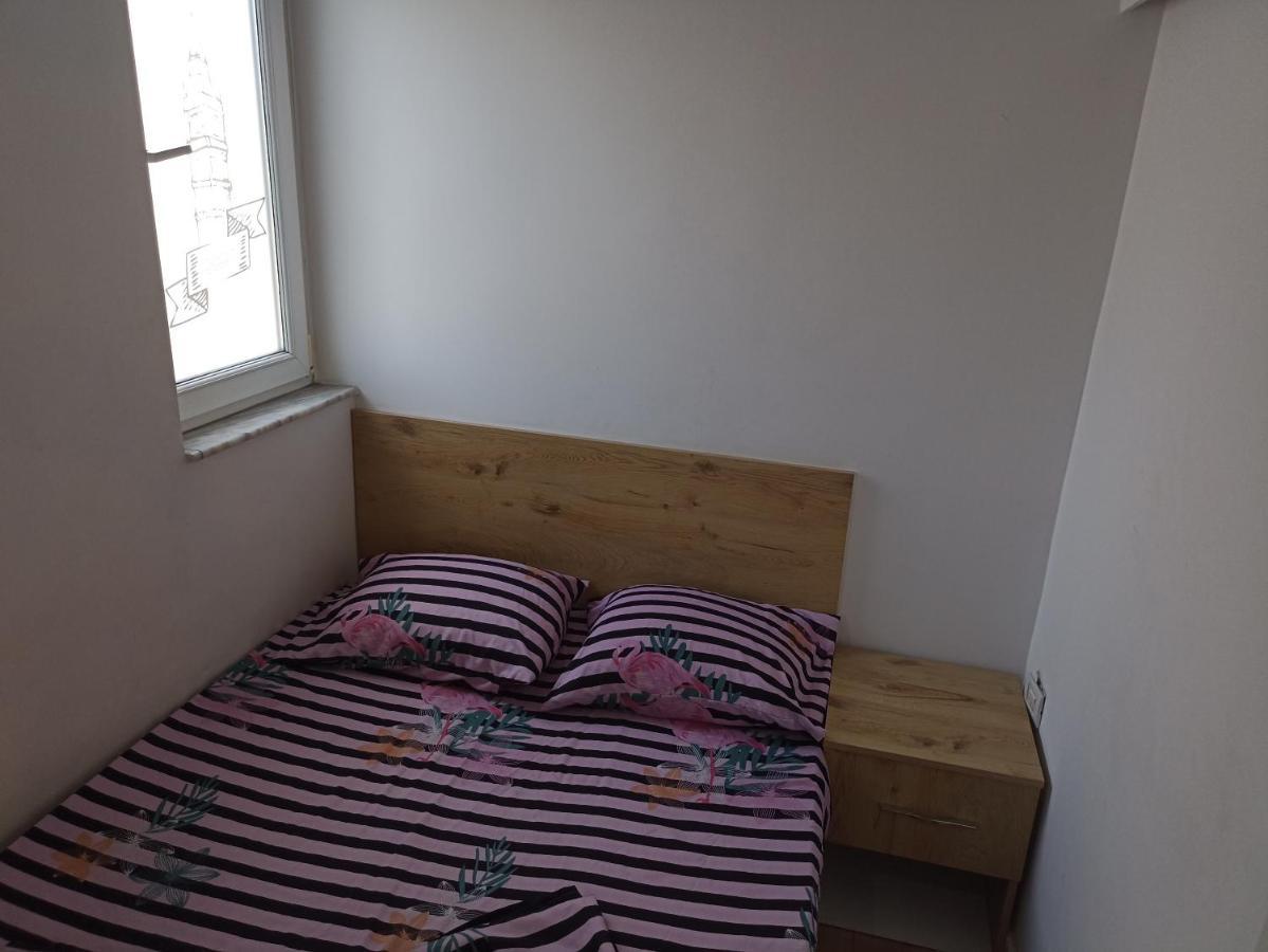 Lovely 1 Bedroom Apartment Near Eye Of Tirana Zewnętrze zdjęcie